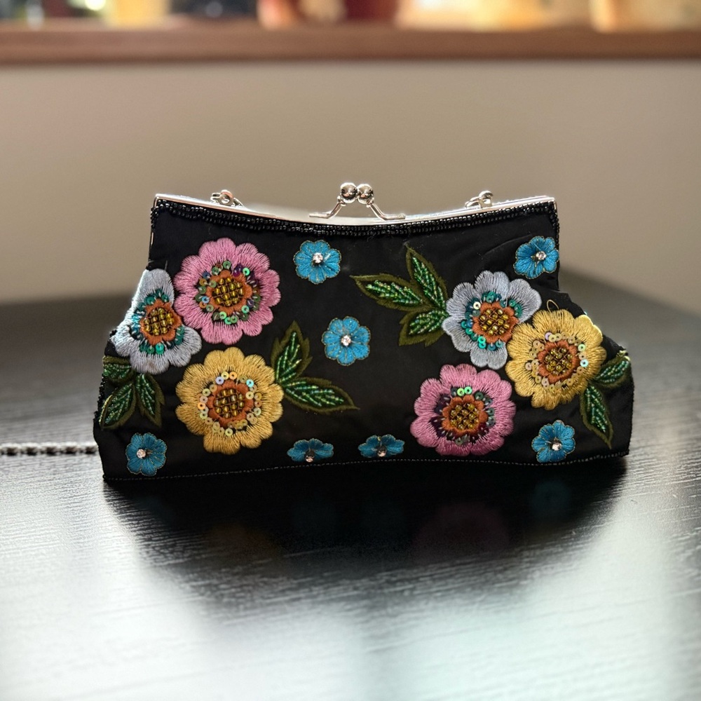 Vintage JNY Floral Beaded Satin Clutch Kiss Lock Evening Bag Black - Picture 4 of 12
